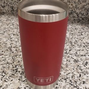 Yeti 20oz Rambler Tumbler